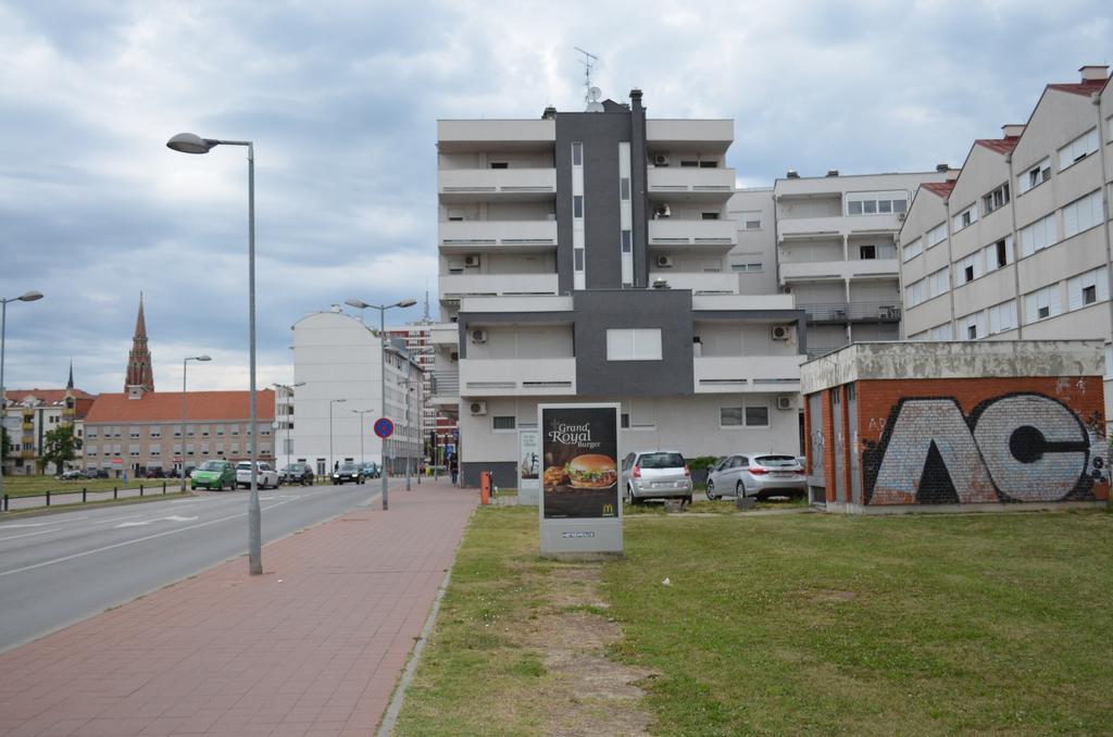 Apartment Viktor,Parking Osijek Pokój zdjęcie