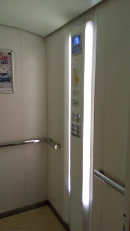 Apartment Viktor,Parking Osijek Zewnętrze zdjęcie